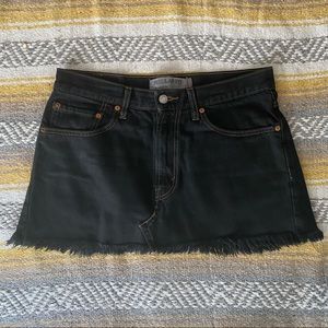 Levi’s mini skirt